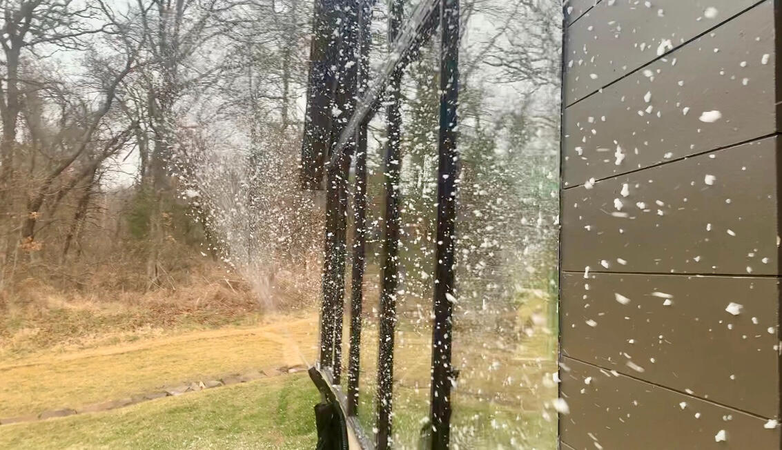 Let&#39;s make it snow!